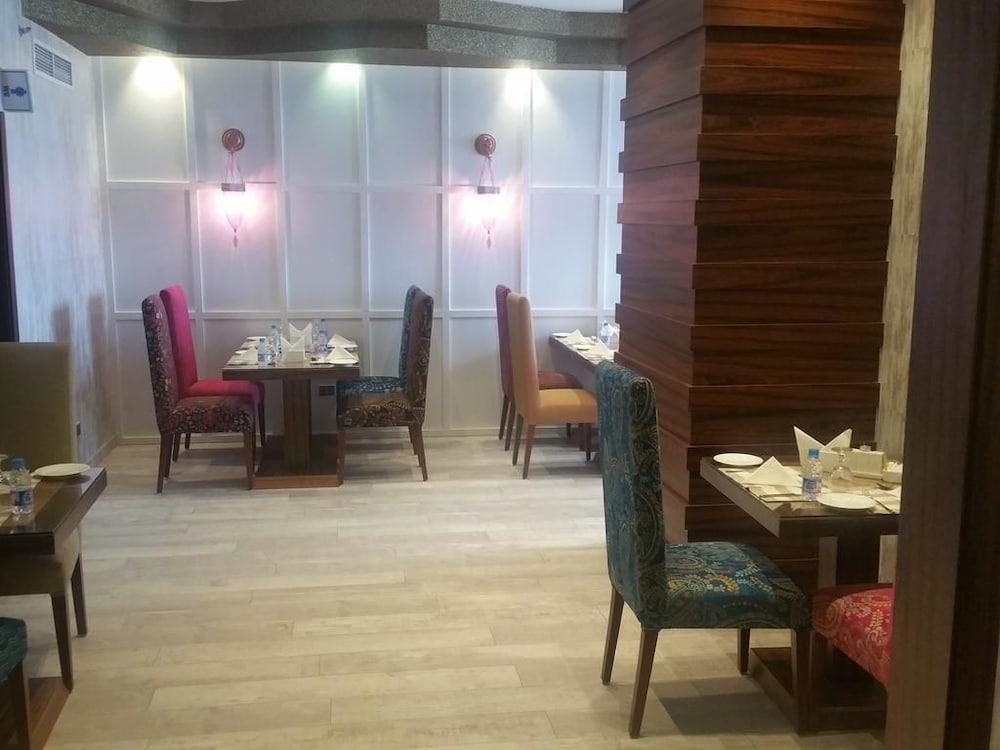 Palm Boutique Hotel Jeddah Exterior foto